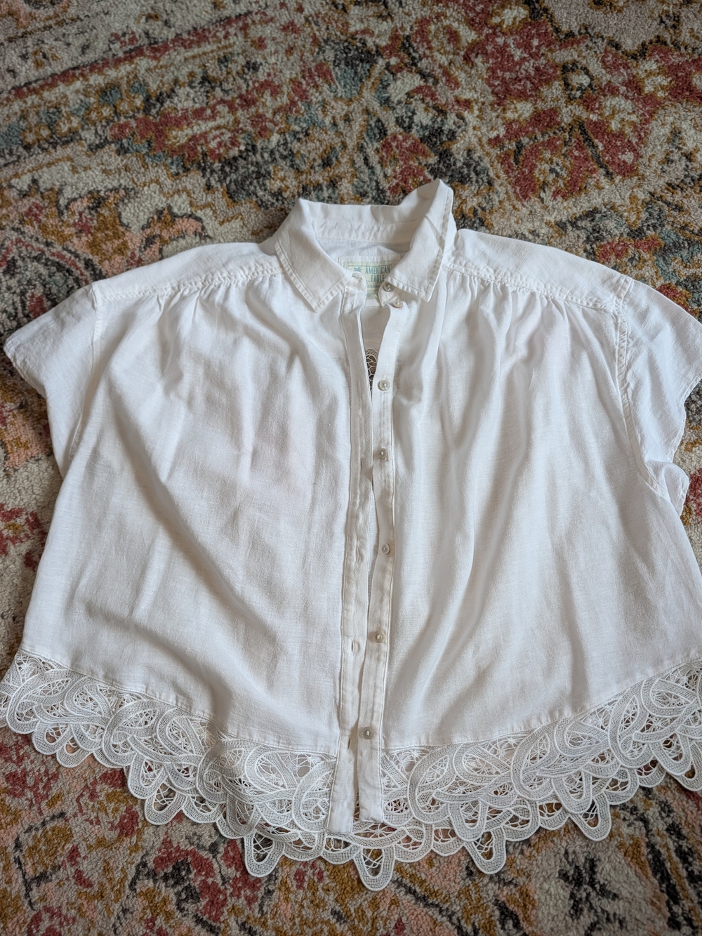American Eagle Women's 2XL White Lace-Hem Button Front Women's Top